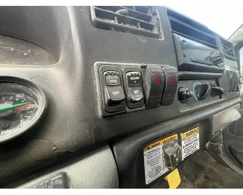 FORD F750 Cab