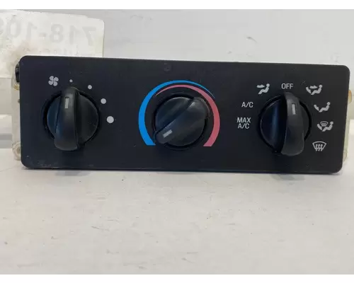 FORD F750 Climate Control