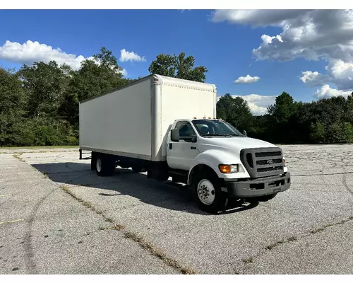 FORD F750 Complete Vehicle