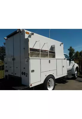 FORD F750 Complete Vehicle