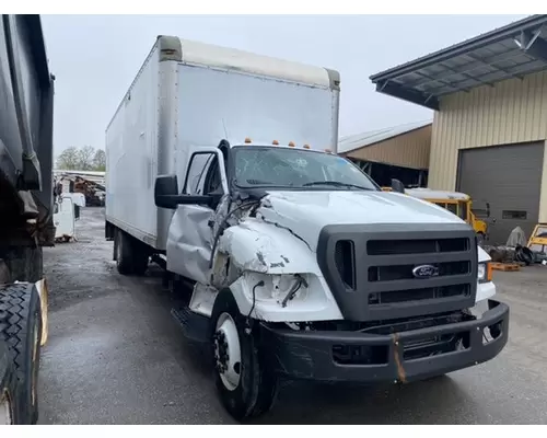 FORD F750 Complete Vehicle