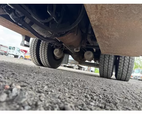 FORD F750 Complete Vehicle
