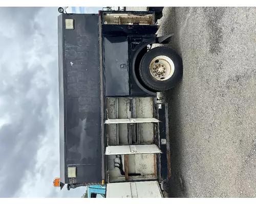 FORD F750 Complete Vehicle