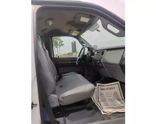FORD F750 Complete Vehicle