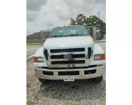 FORD F750 Complete Vehicle