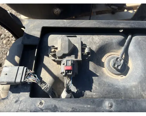 FORD F750 DEF Tank2