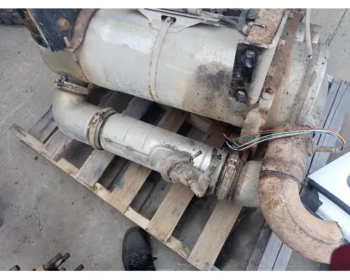 FORD F750 DPF (Diesel Particulate Filter)