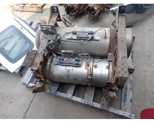 FORD F750 DPF (Diesel Particulate Filter)