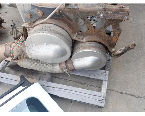 FORD F750 DPF (Diesel Particulate Filter)