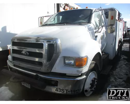 FORD F750 DPF (Diesel Particulate Filter)