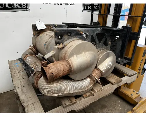 FORD F750 DPF (Diesel Particulate Filter)