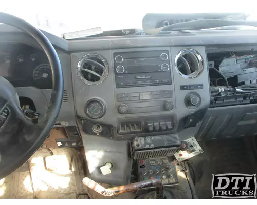 FORD F750 Dash Assembly