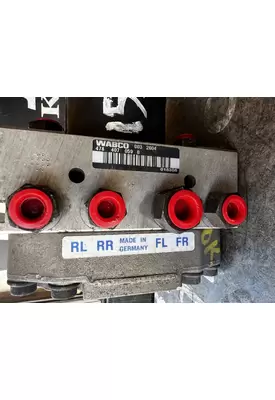 FORD F750 ECM (Brake & ABS)