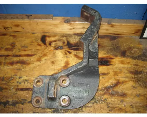 FORD F750 Engine Mounts