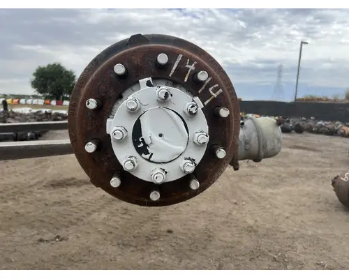 FORD F750 Hub