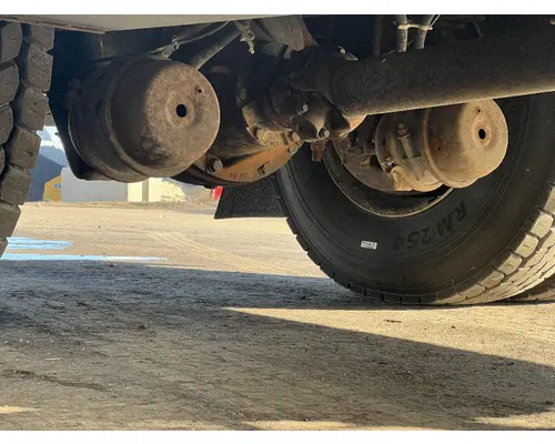 FORD F750 Hub