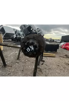 FORD F750 Hub