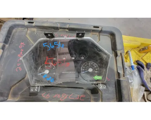 FORD F750 Instrument Cluster