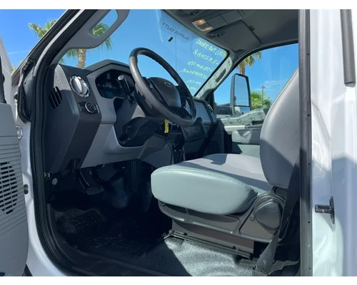 FORD F750 Vehicle For Sale