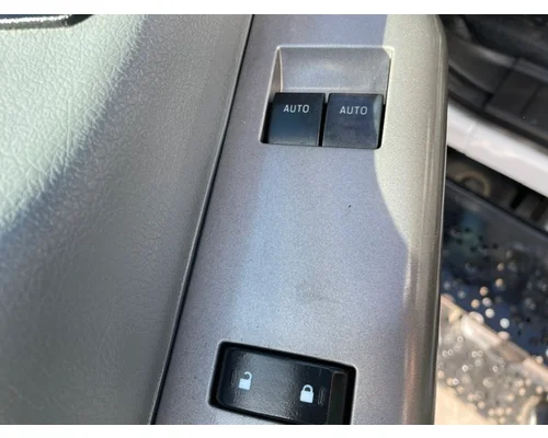 FORD F750 Vehicle For Sale