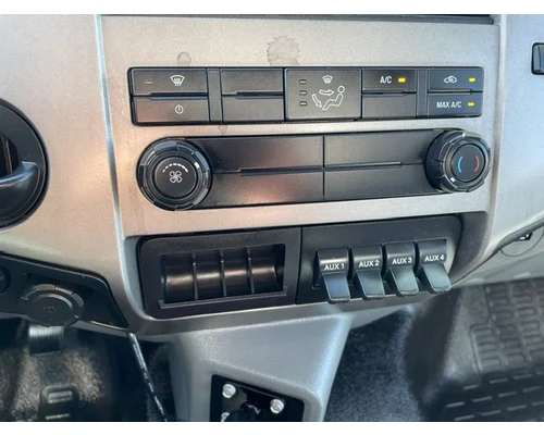 FORD F750 Vehicle For Sale