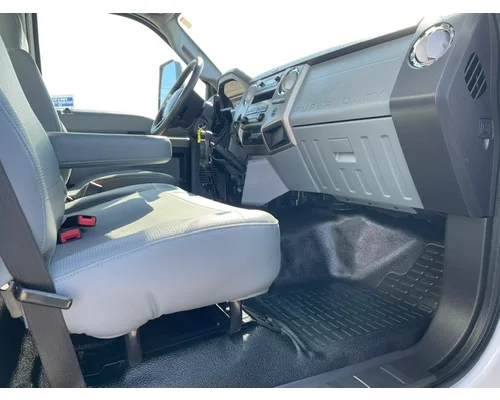 FORD F750 Vehicle For Sale