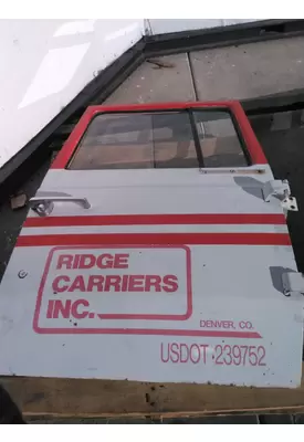 FORD F800 1987-1999 DOOR ASSEMBLY, FRONT