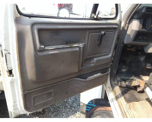 FORD F800 1987-1999 DOOR ASSEMBLY, FRONT