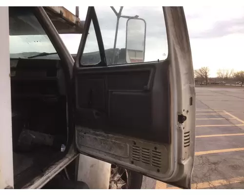 FORD F800 1987-1999 DOOR ASSEMBLY, FRONT