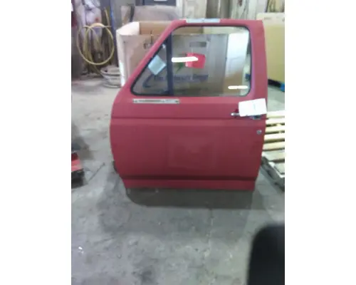 FORD F800 1987-1999 DOOR ASSEMBLY, FRONT