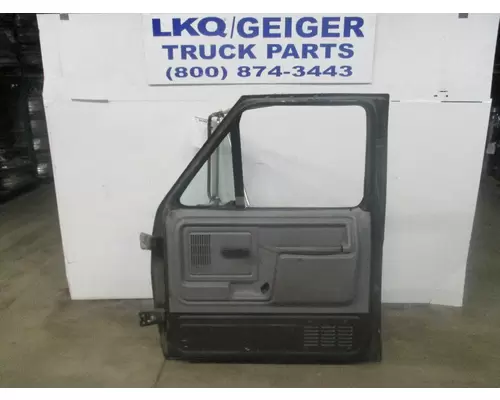 FORD F8000 DOOR ASSEMBLY, FRONT