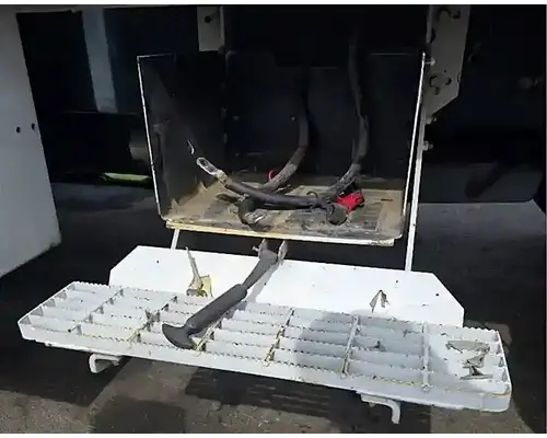 FORD F800 Battery Boxes