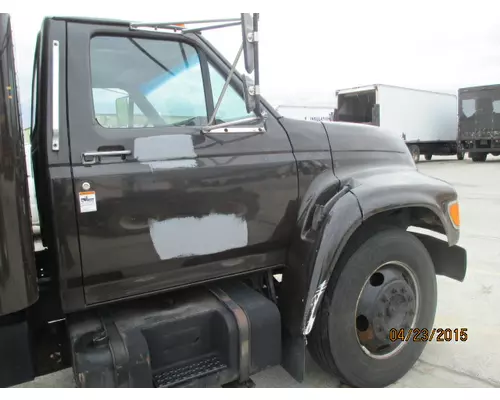 FORD F800 CAB CLIP