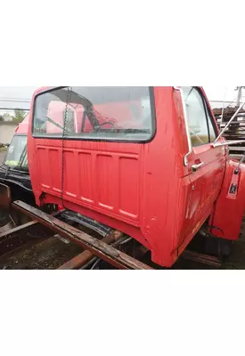 FORD F800 Cab