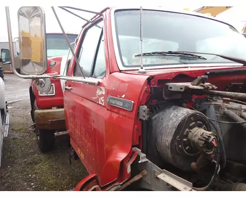 FORD F800 Cab