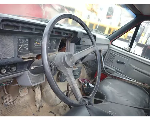FORD F800 Cab