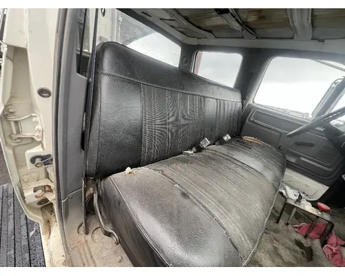 FORD F800 Cab