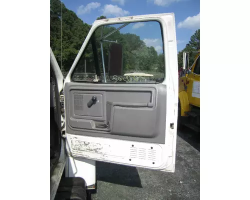 FORD F800 DOOR ASSEMBLY, FRONT