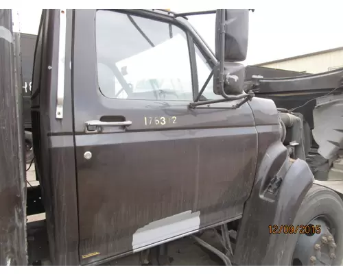 FORD F800 DOOR ASSEMBLY, FRONT