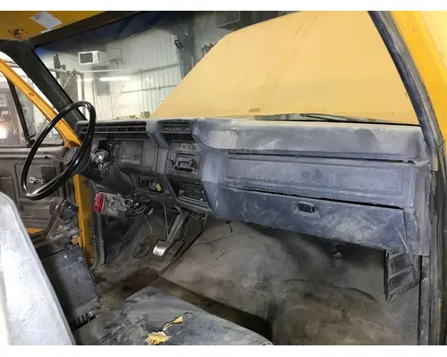FORD F800 Dash Assembly