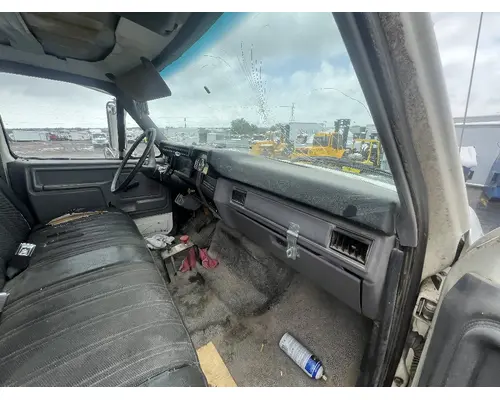 FORD F800 Dash Assembly