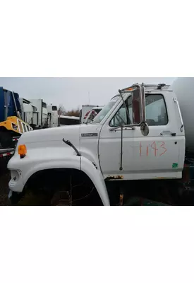 FORD F800 Fender Extension