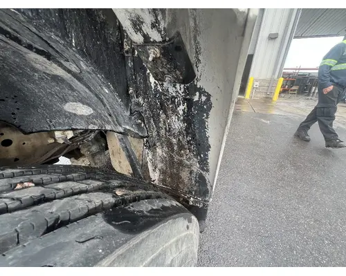 FORD F800 Fender Extension