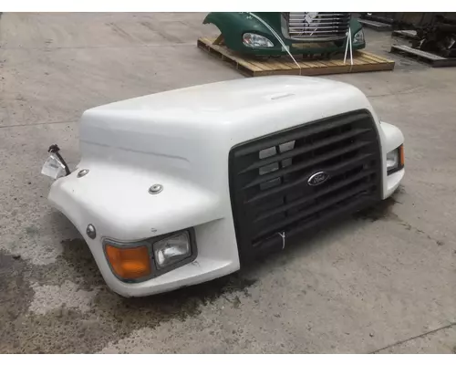 FORD F800 HOOD