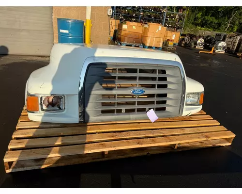 FORD F800 Hood
