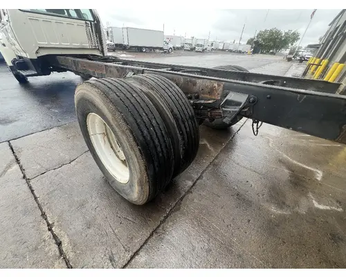 FORD F800 Hub