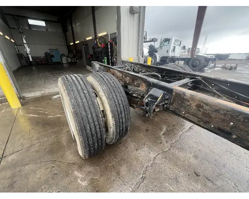FORD F800 Hub