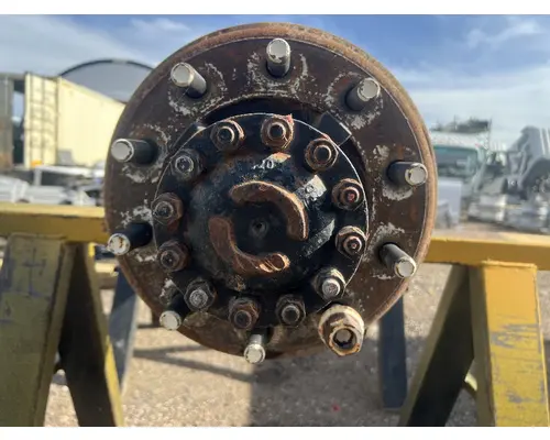 FORD F800 Hub