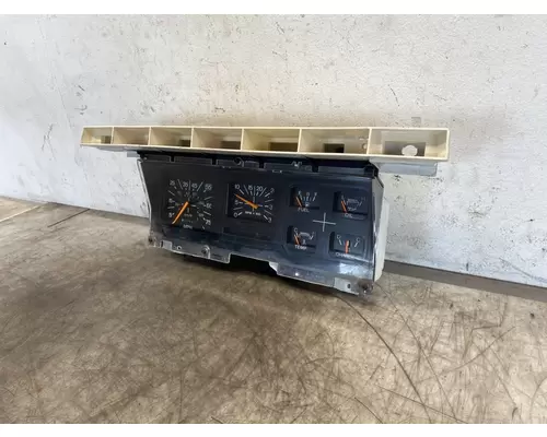 FORD F800 Instrument Cluster