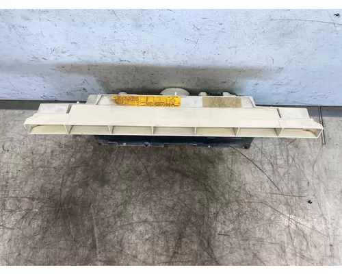 FORD F800 Instrument Cluster